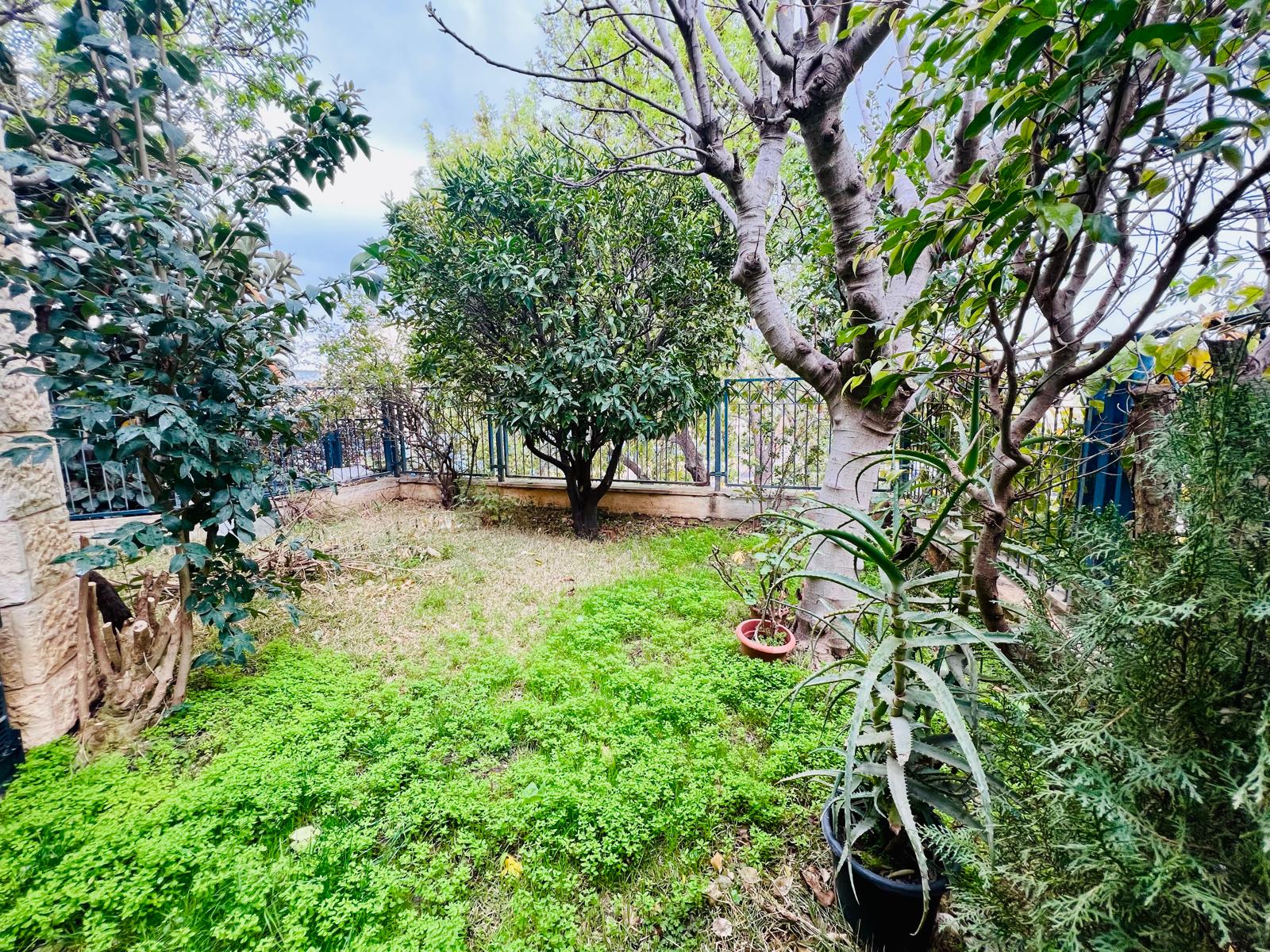 למכירה ברחוב חטיבת גבעתי דירת גן 4 חדרים - תמונה 4