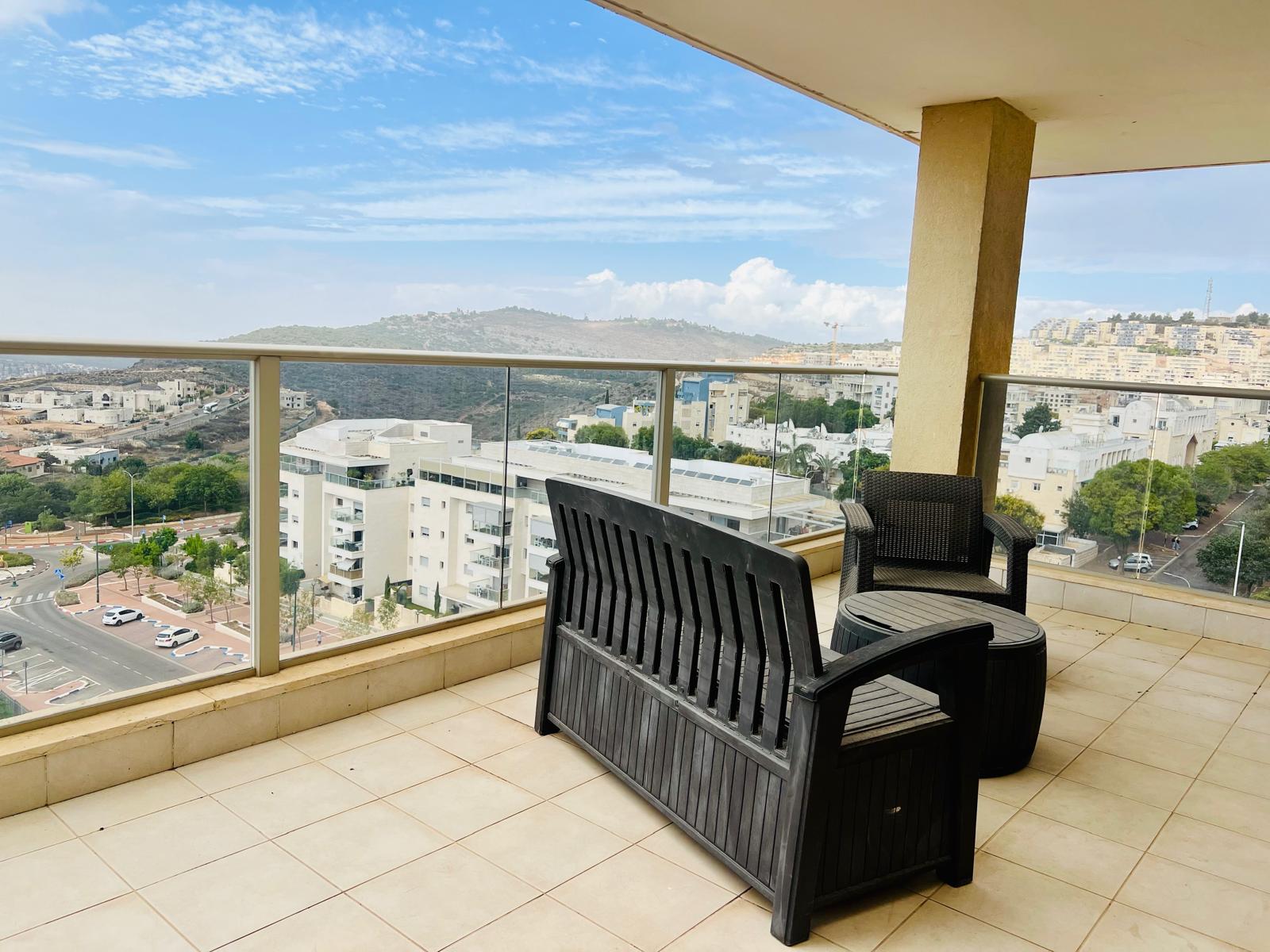 למכירה ברחוב ההגנה דירת 5 חדרים  - תמונה 7