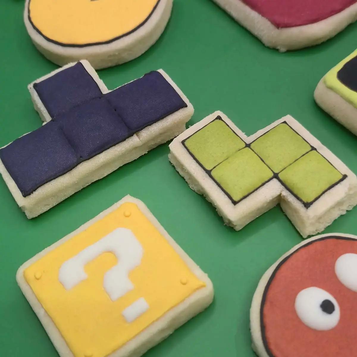 Bolachas Geek Personalizadas - Retro Gaming - Bolos de aniversário no Porto | Bento Cakes, Cake Design, Bolachas e Cupcakes | Porto | Sahri Dessert Art