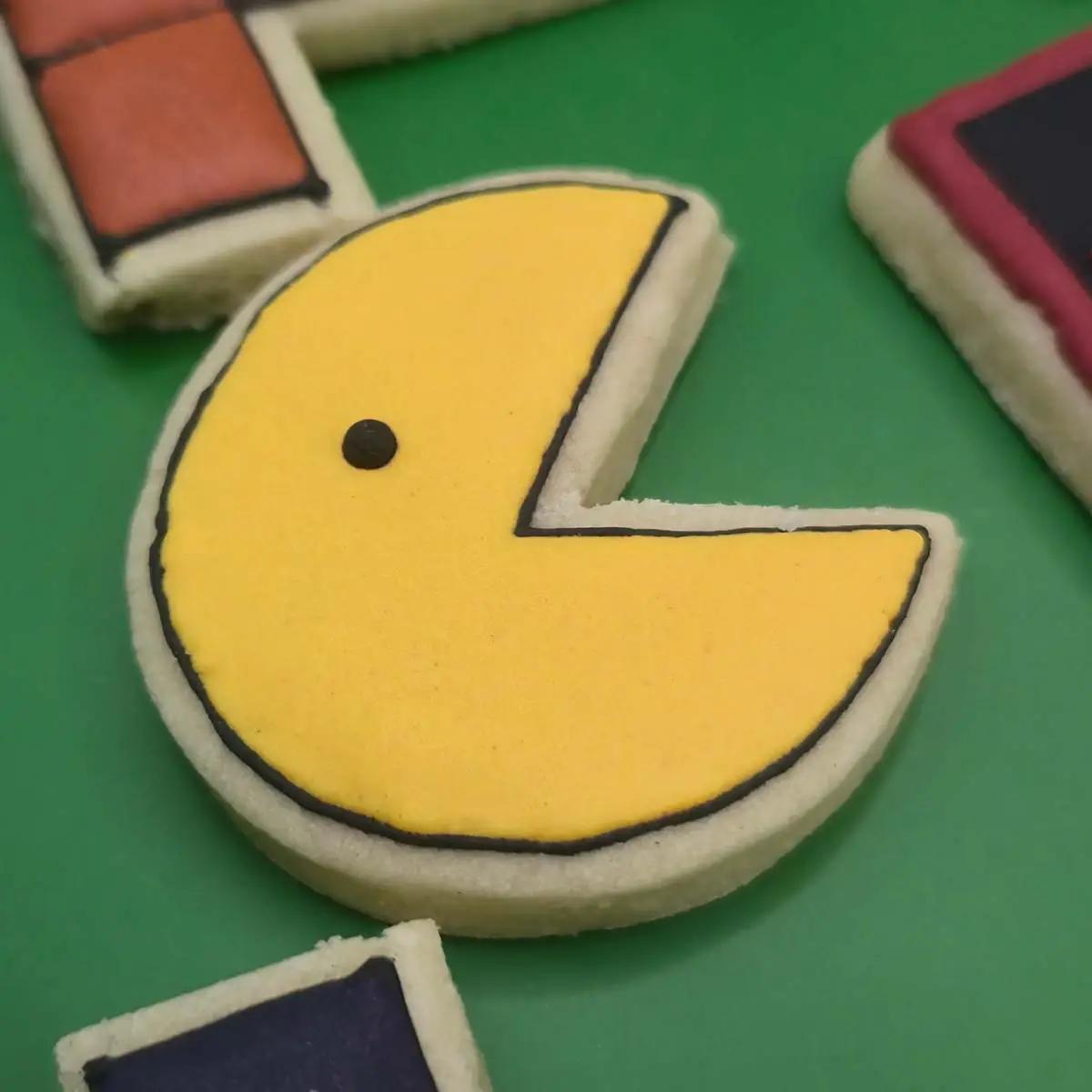 Bolachas Geek Personalizadas - Retro Gaming - Bolos de aniversário no Porto | Bento Cakes, Cake Design, Bolachas e Cupcakes | Porto | Sahri Dessert Art