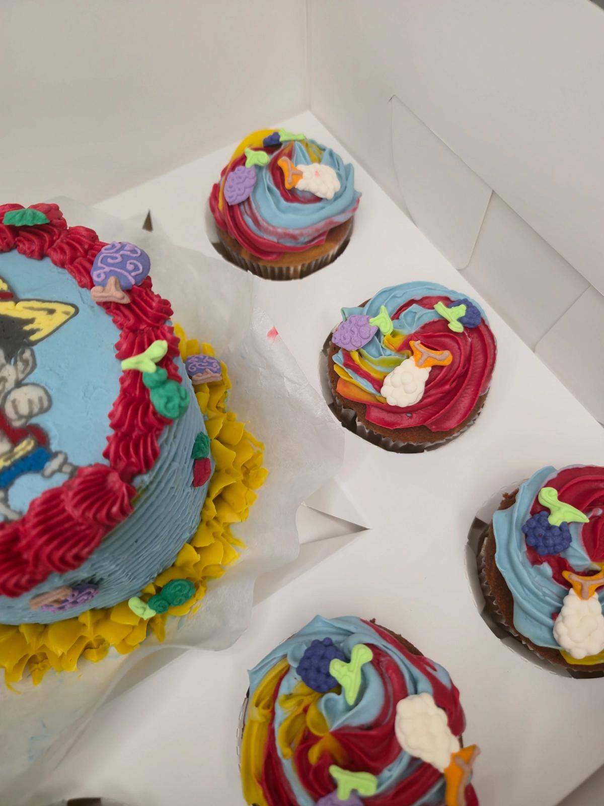 Combo Bento Cake & Cupcakes Geek Personalizado - One Piece - Bolos de aniversário no Porto | Bento Cakes, Cake Design, Bolachas e Cupcakes | Porto | Sahri Dessert Art