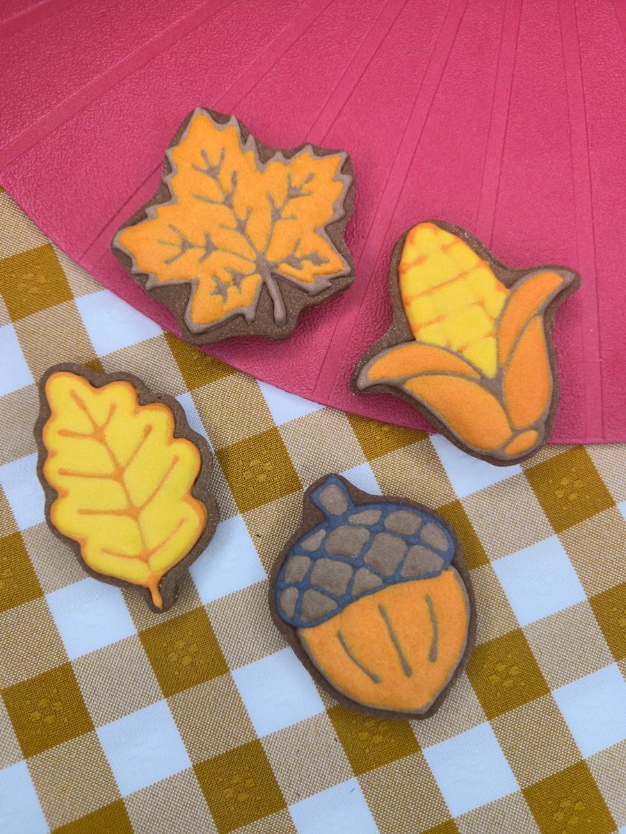 Bolachas Personalizadas - Outono - Bolos de aniversário no Porto | Bento Cakes, Cake Design, Bolachas e Cupcakes | Porto | Sahri Dessert Art