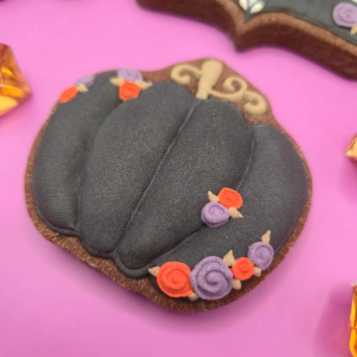 Bolachas Geek Personalizadas - Halloween - Gótico - Bolos de aniversário no Porto | Bento Cakes, Cake Design, Bolachas e Cupcakes | Porto | Sahri Dessert Art