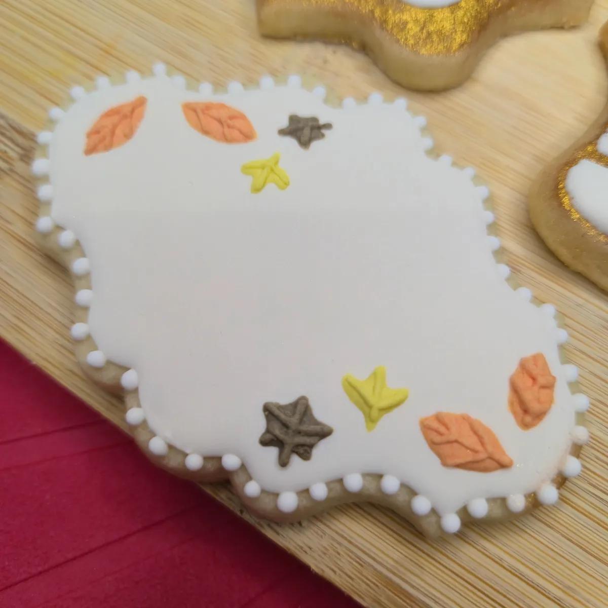 Bolachas Geek Personalizadas - Fantasia de Outono - Bolos de aniversário no Porto | Bento Cakes, Cake Design, Bolachas e Cupcakes | Porto | Sahri Dessert Art