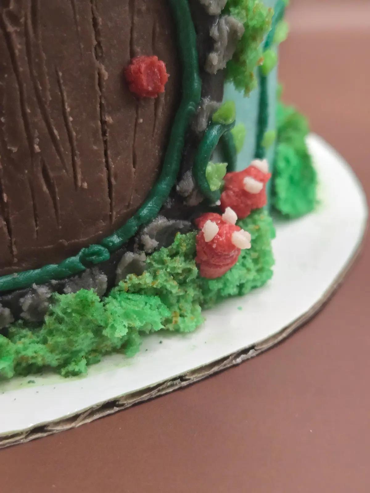 Bolo de Aniversário Geek Personalizado - The Hobbit - Bolos de aniversário no Porto | Bento Cakes, Cake Design, Bolachas e Cupcakes | Porto | Sahri Dessert Art