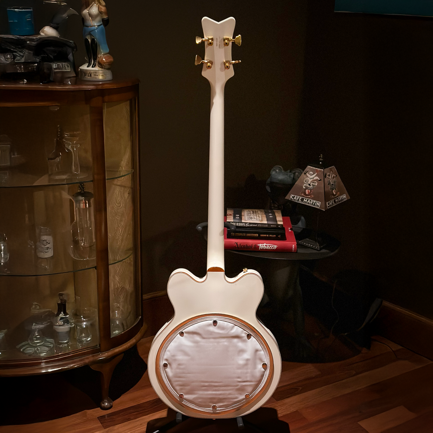 2011 Gretsch Japan White Falcon G6136LSB Bass back