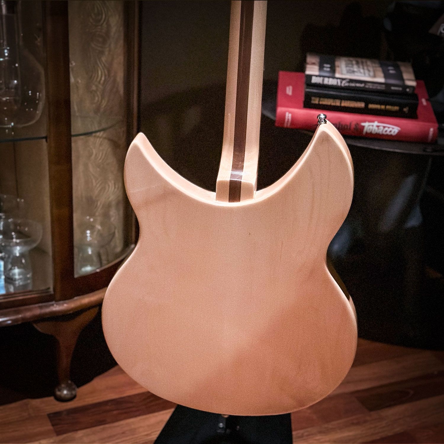 Rickenbacker 3030 body back