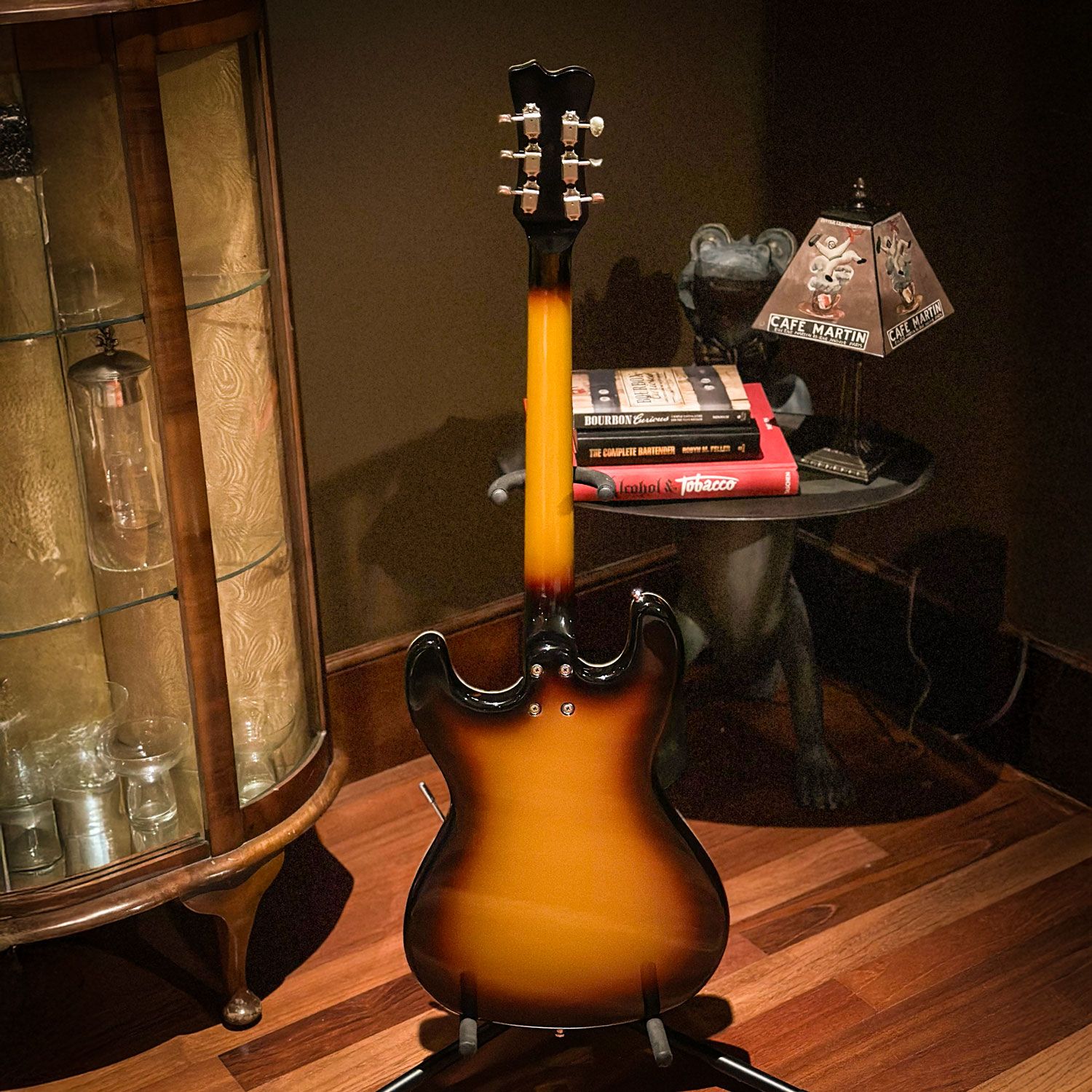 2000 Aria Pro II VM-2001 back