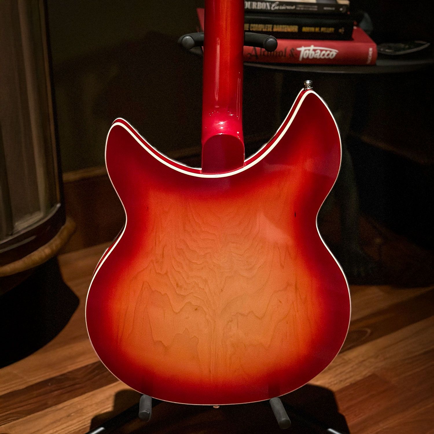 2015 Rickenbacker 1993Plus body back