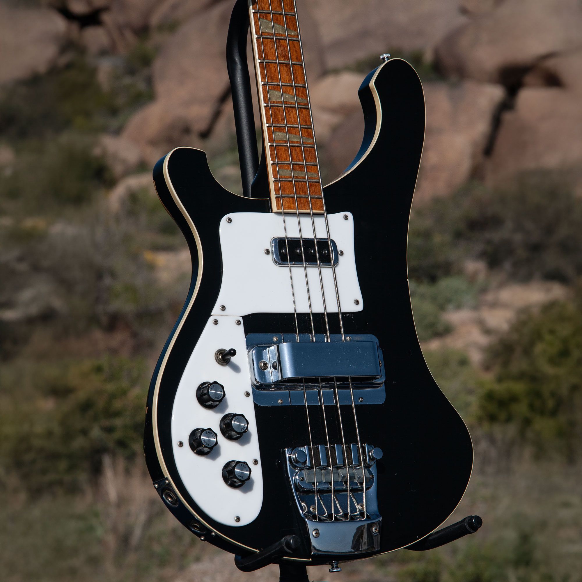1986 Rickenbacker 4003LH body