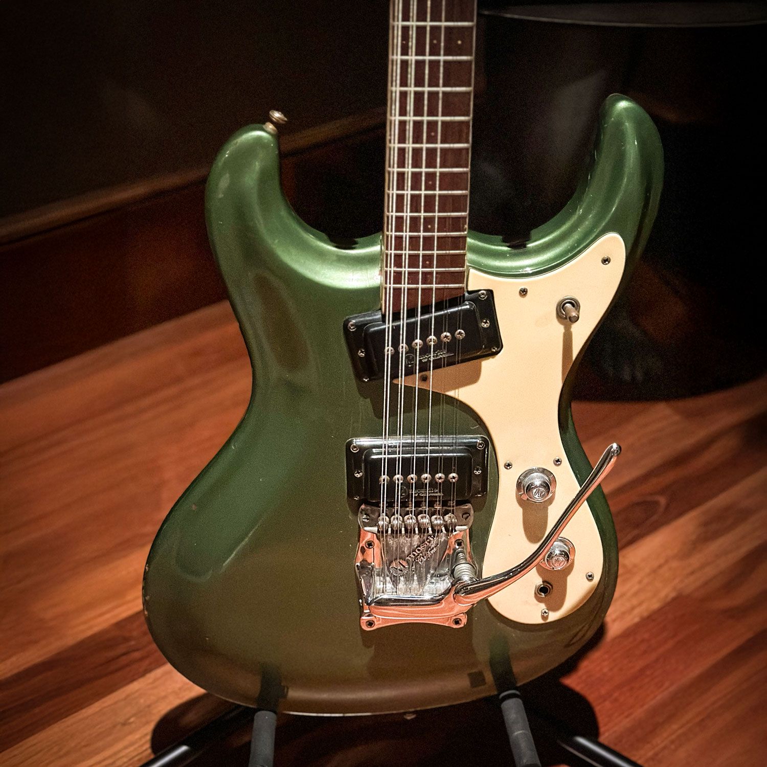 1965 Mosrite Ventures Mark XII body