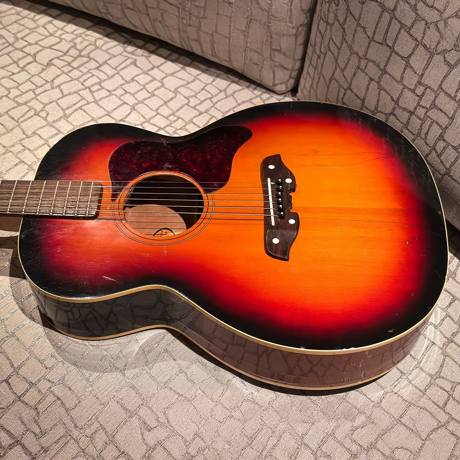 1968 Mosrite Serenade side