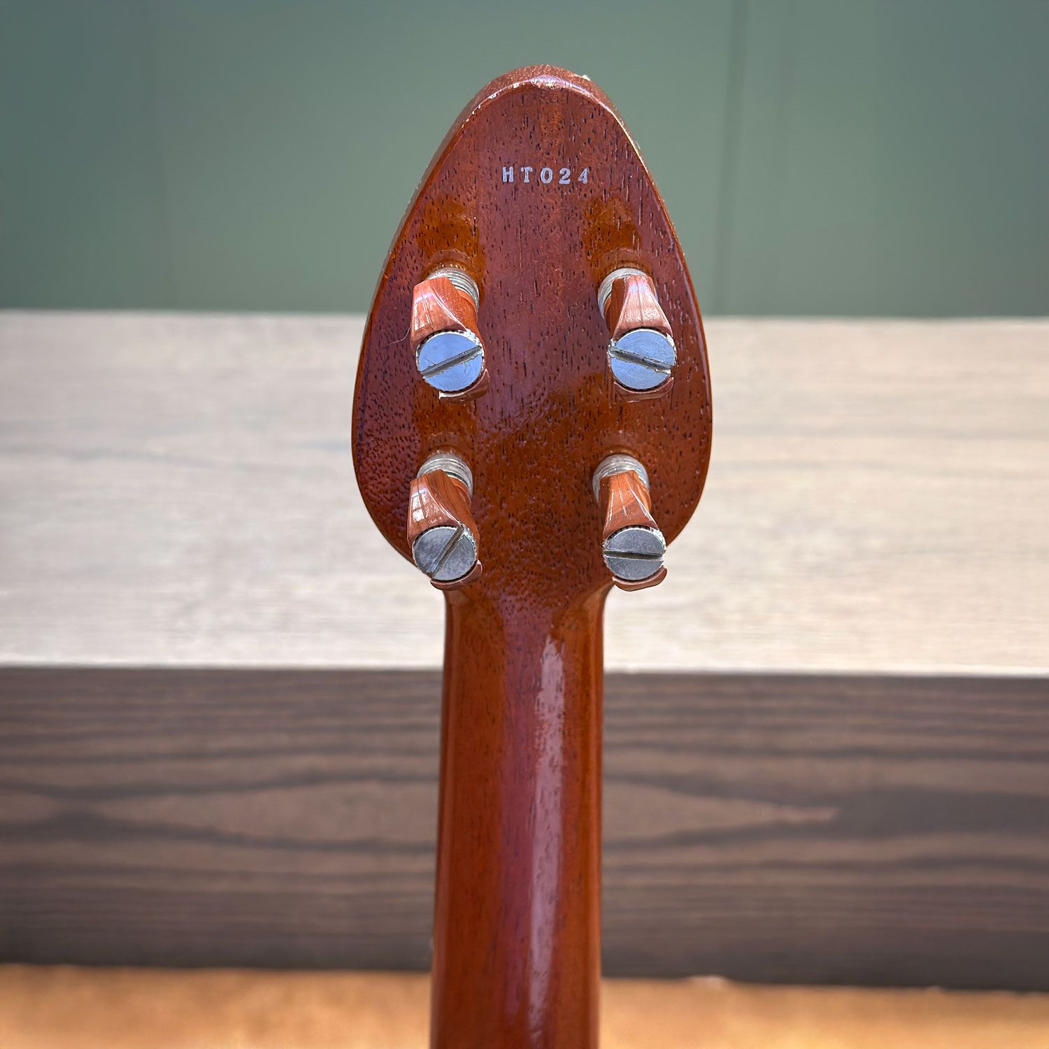 2012 Vox Japan VEU-55T Eleuku 55 Tenor headstock back