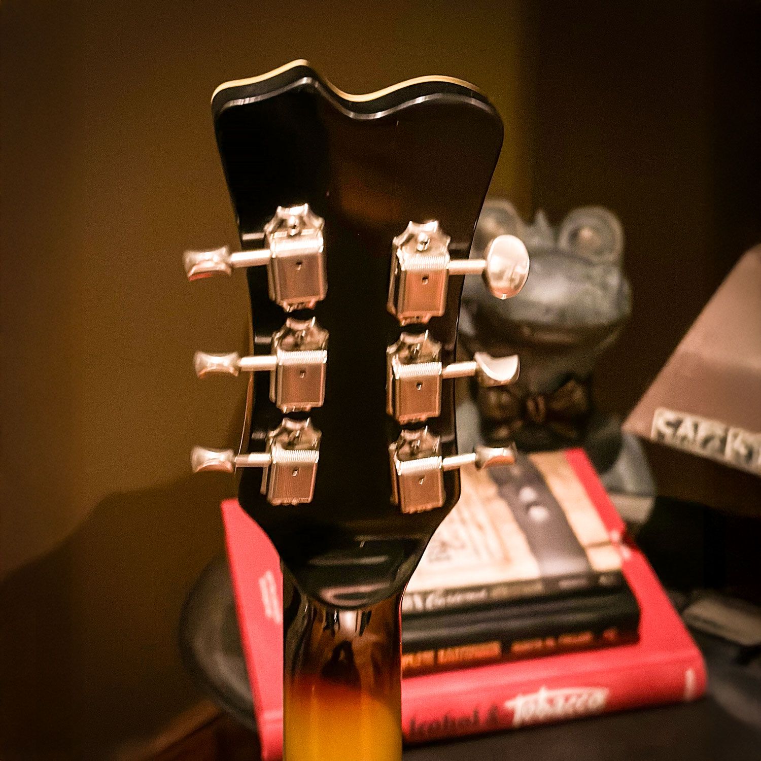 2000 Aria Pro II VM-2001 headstock back