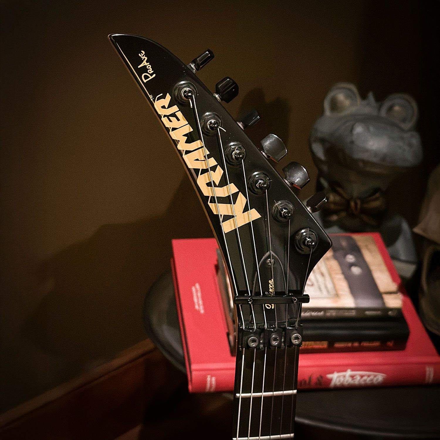 1989 Kramer ProAxe Deluxe reverse headstock