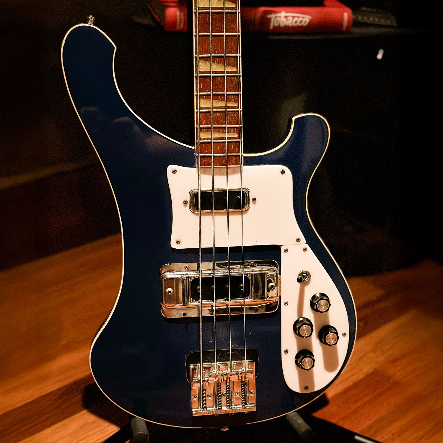 1982 Rickenbacker 4003 body