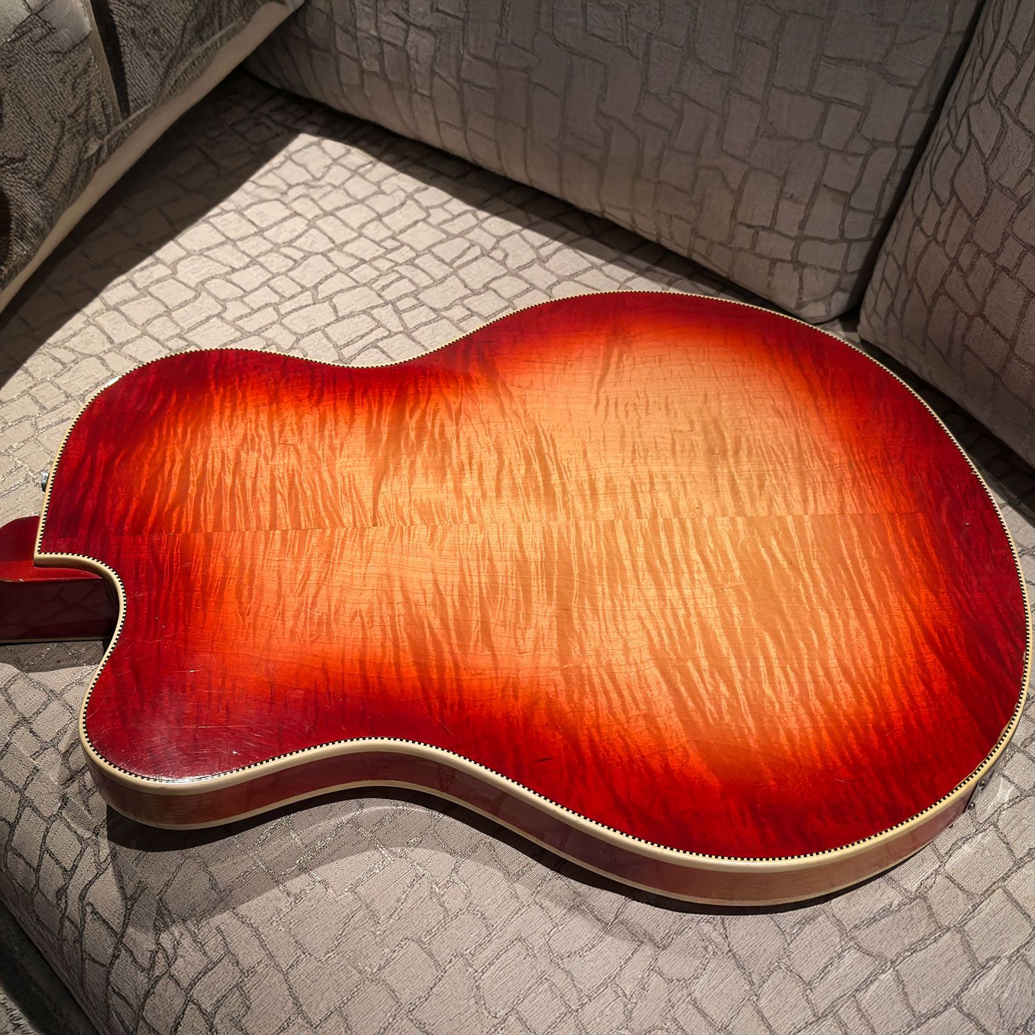 1967 Rickenbacker 370F side back