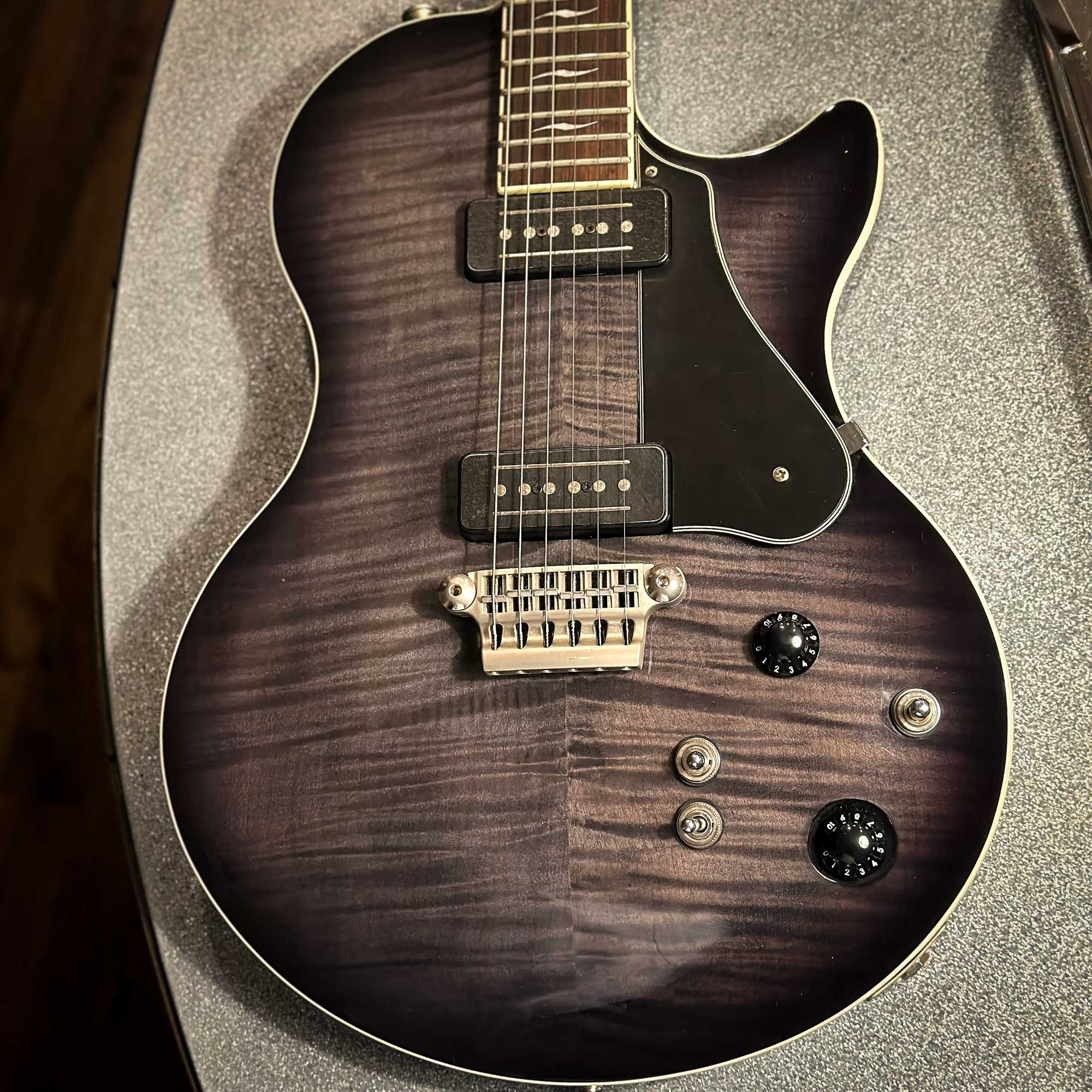 2011 Vox Korea SSC-55, Black Burst / Flamed Maple body