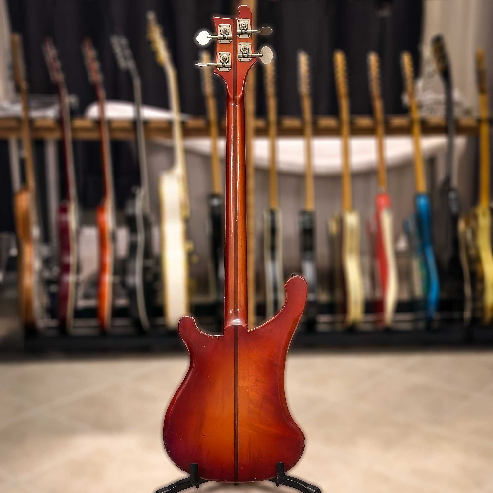 1972 Rickenbacker 4001 back