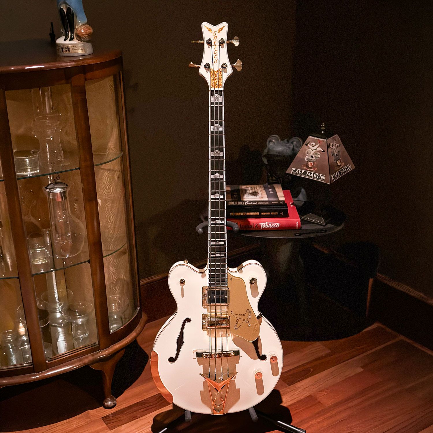 2025 Gretsch Japan Tom Petersson White Falcon