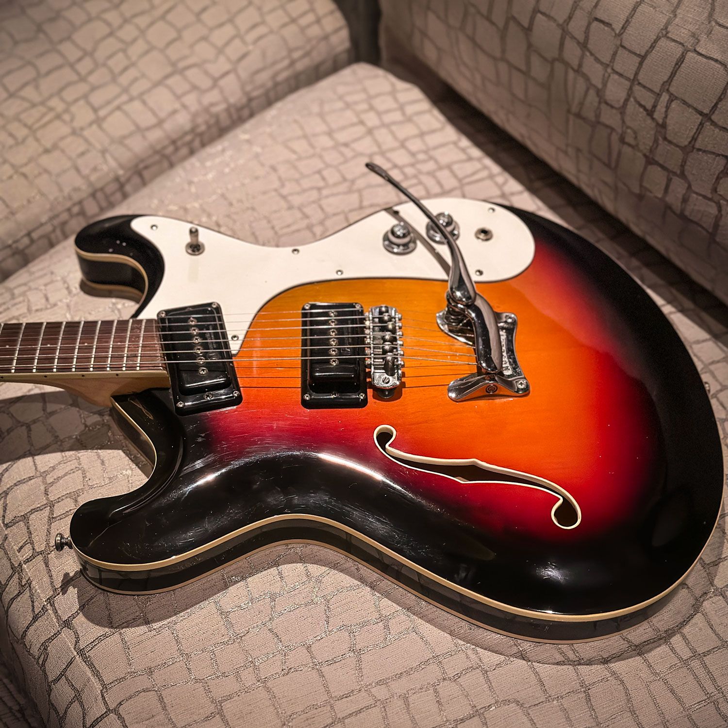 1968 Mosrite Combo side