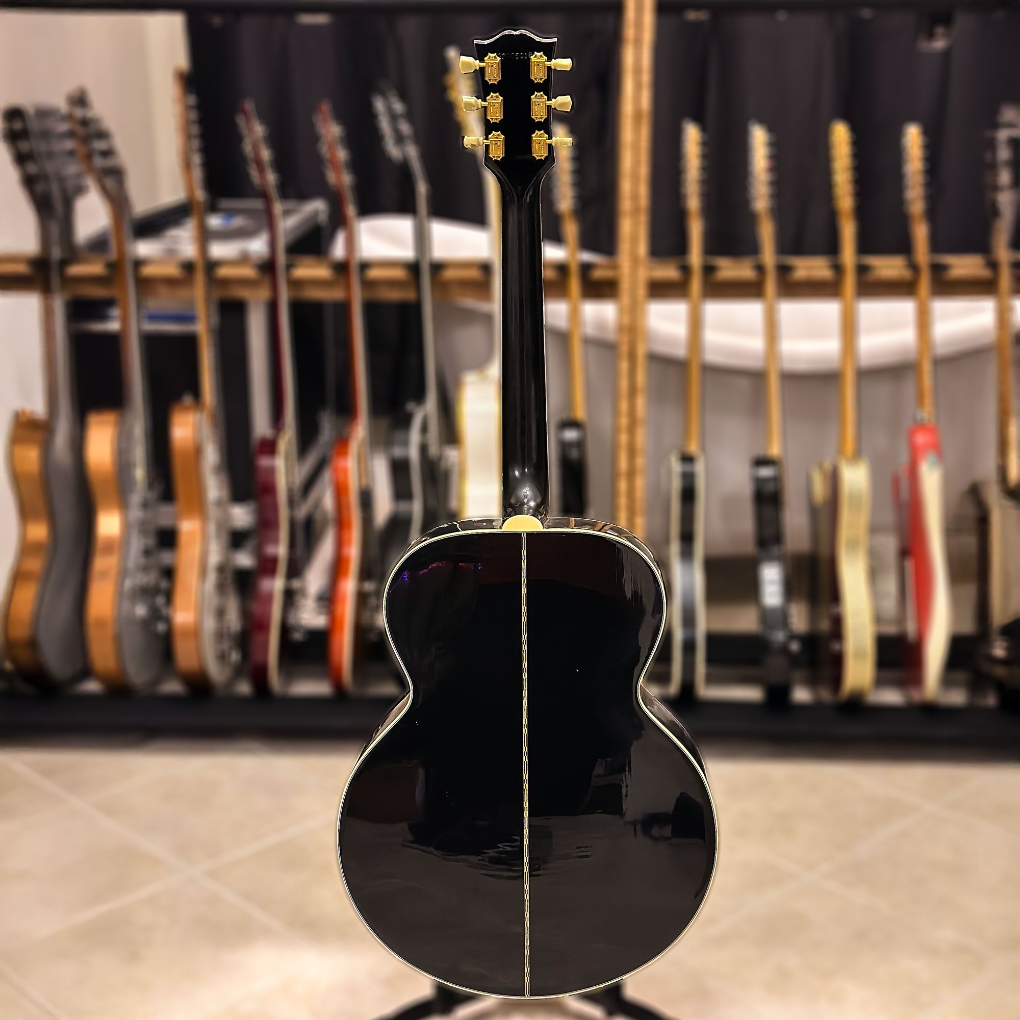 1995 Gibson J-200 back