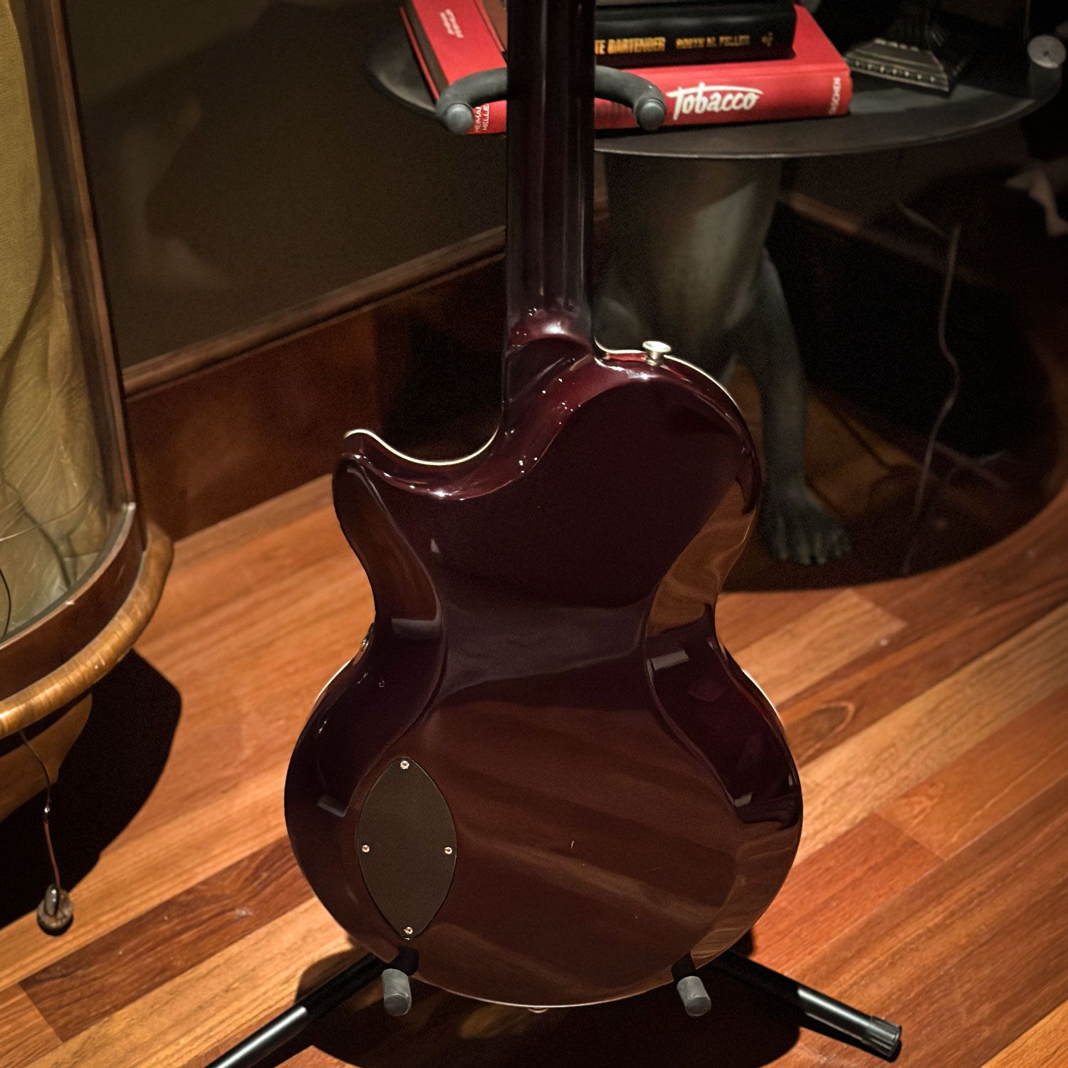 2010 Vox Japan Virage II Single Cut body back