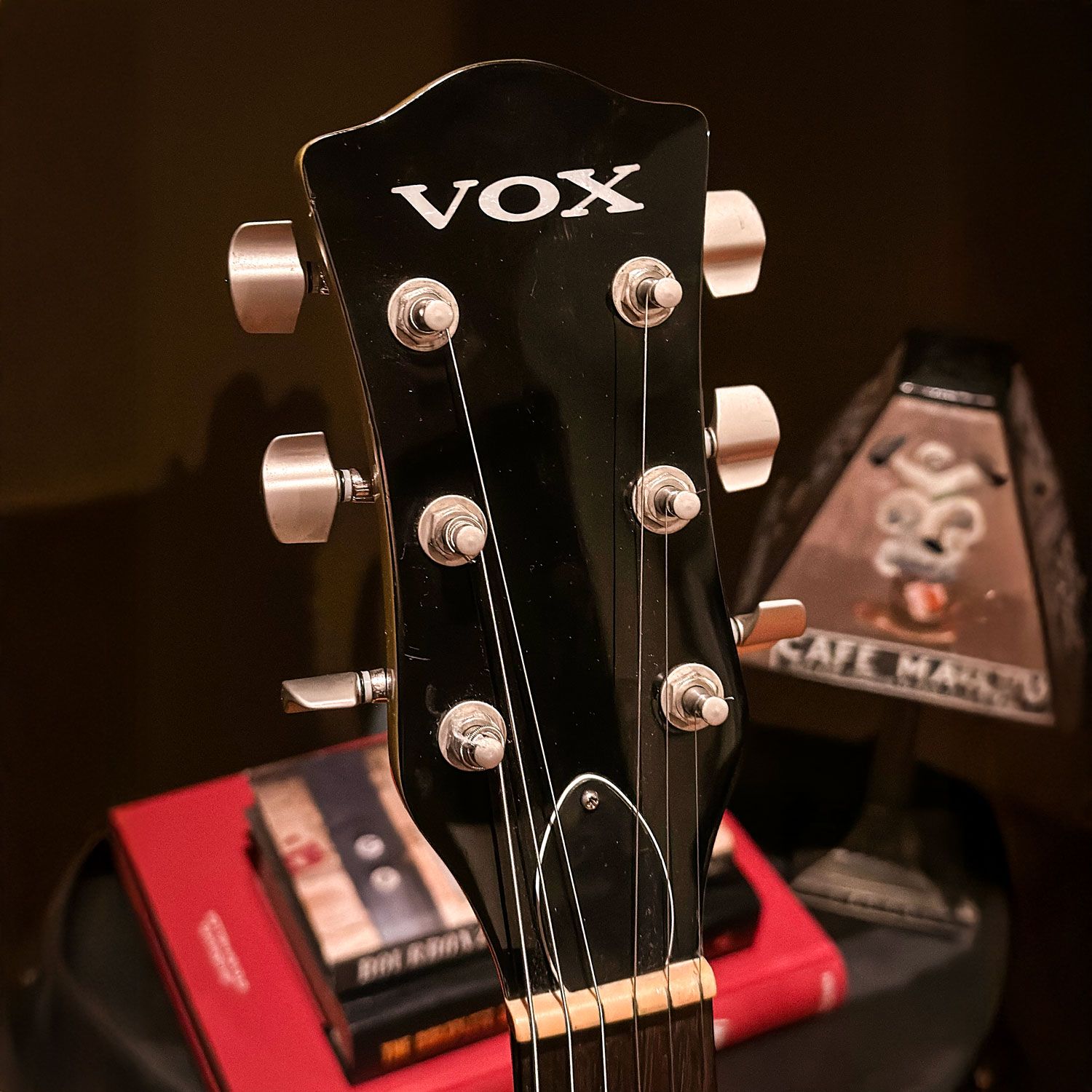 2010 Vox Indonesia SSC-33 headstock