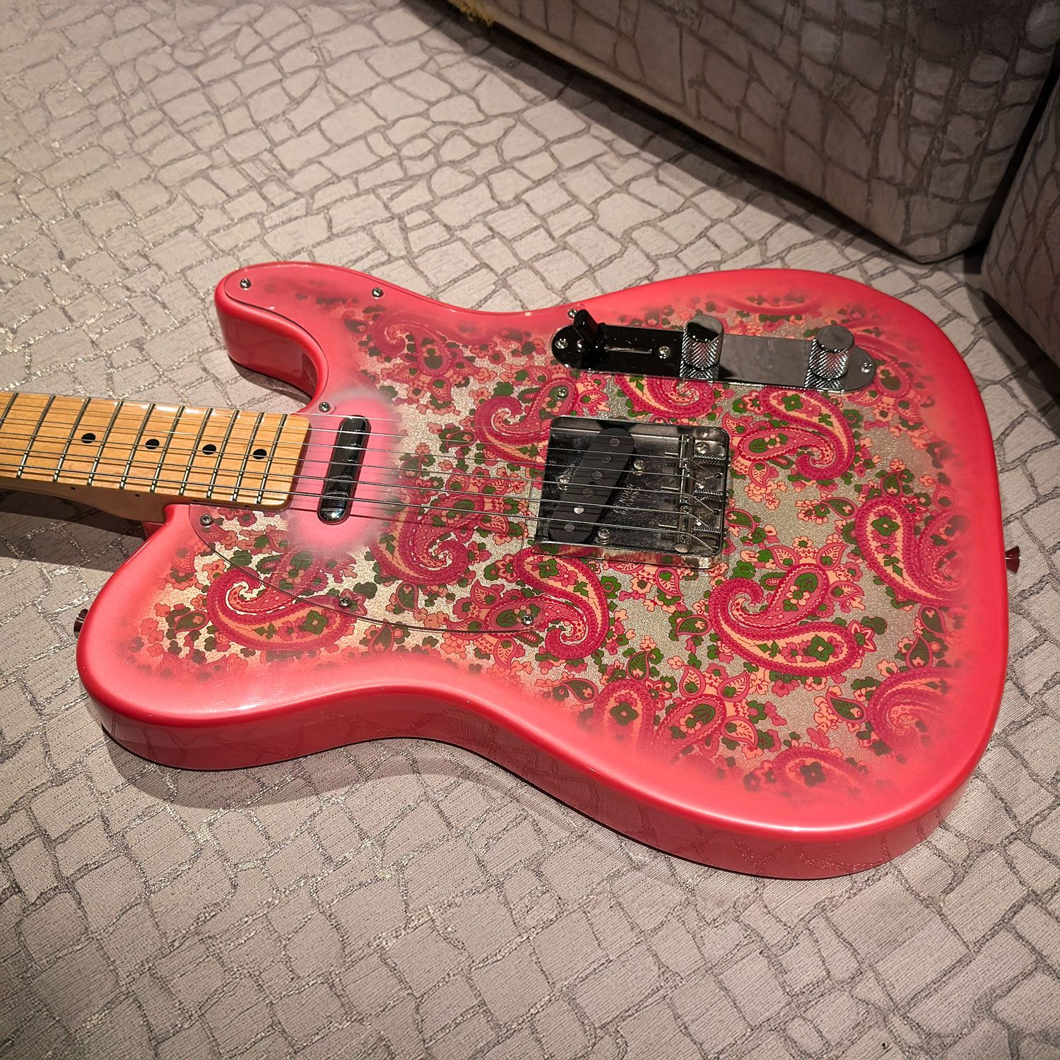 2008 Fender Japan Telecaster, Pink Paisley side