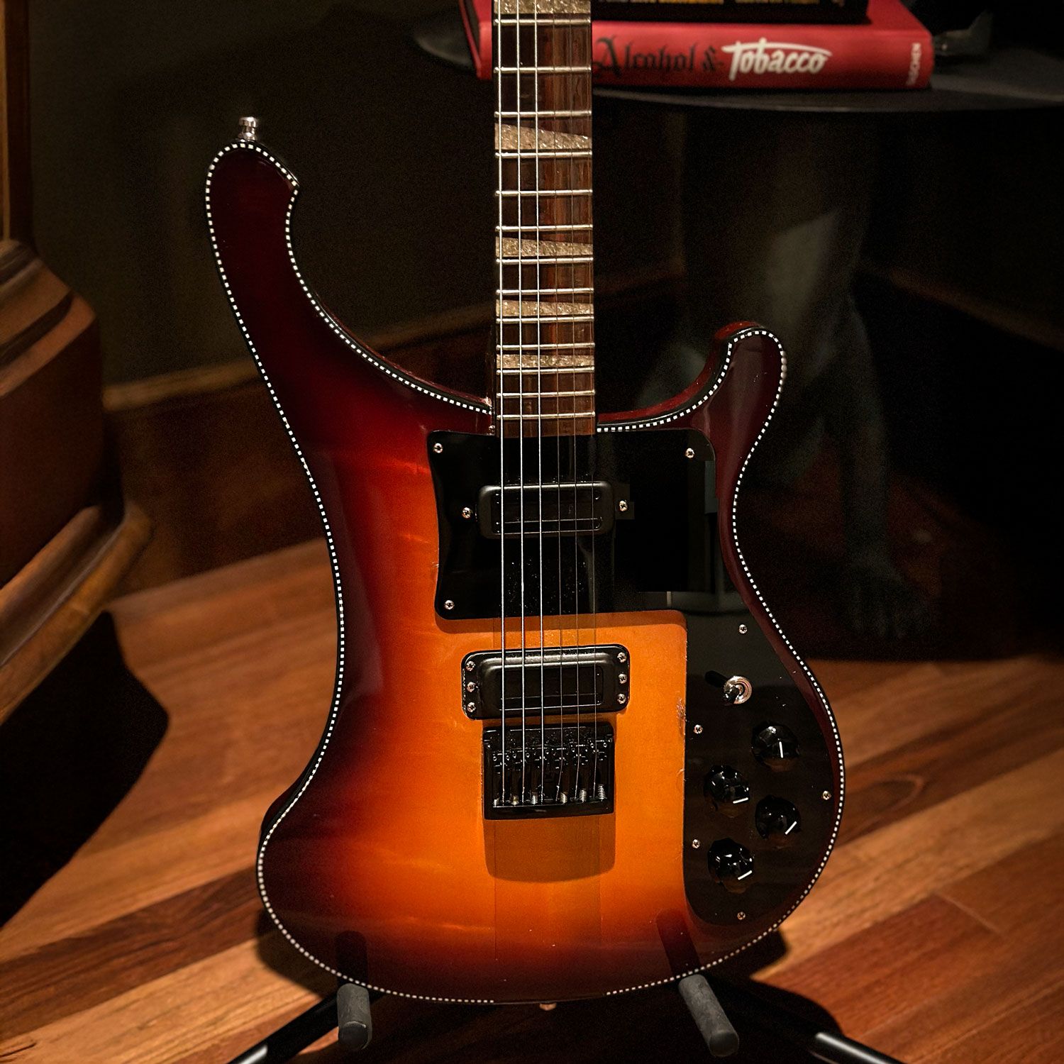 2021 Rickenbacker 480XC body