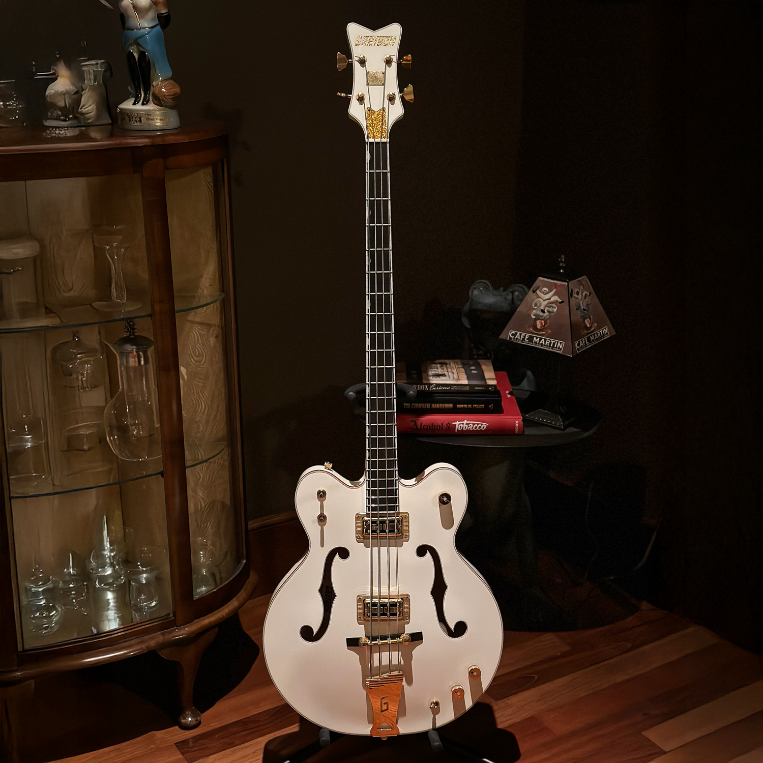 2011 Gretsch Japan White Falcon G6136LSB Bass
