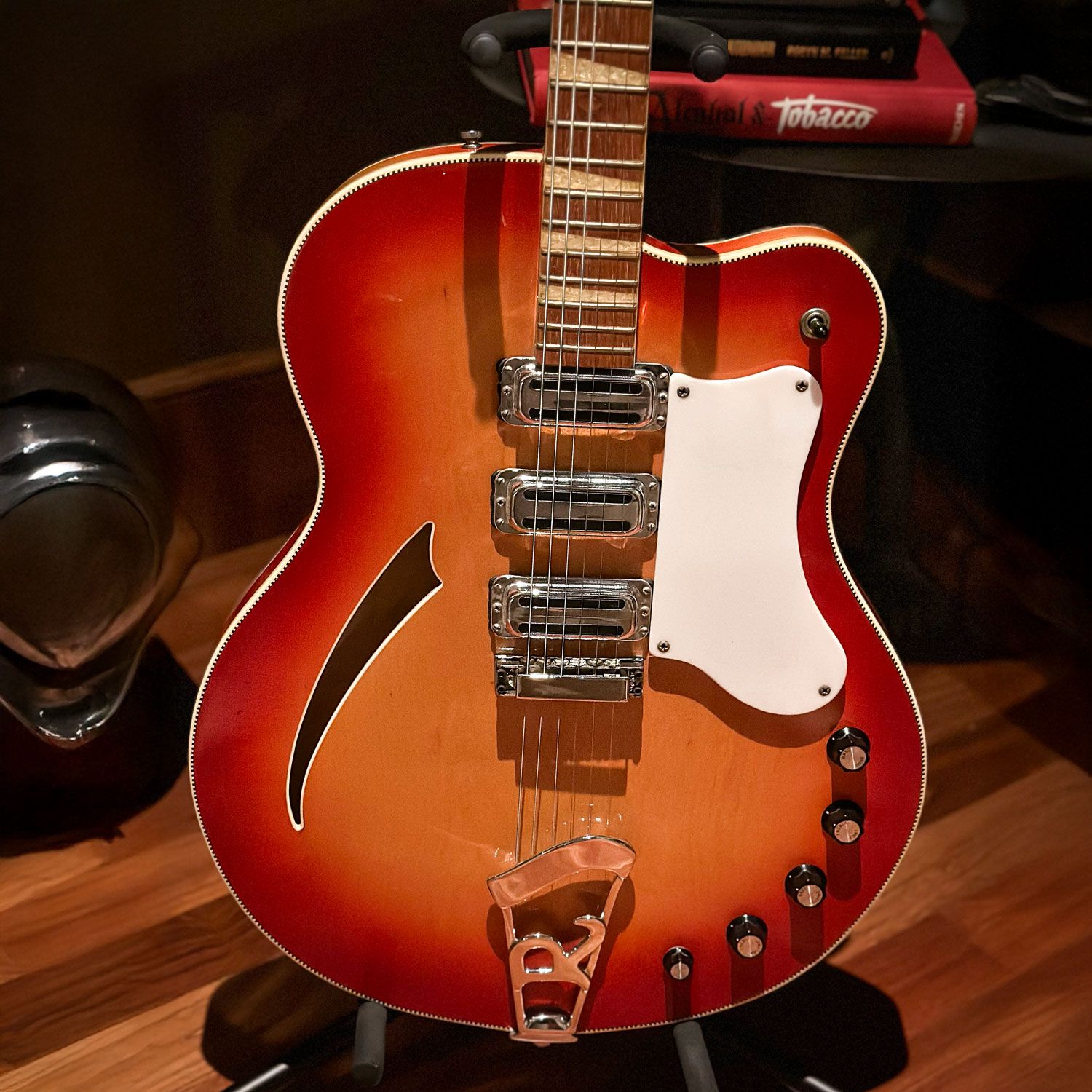 1967 Rickenbacker 370F body