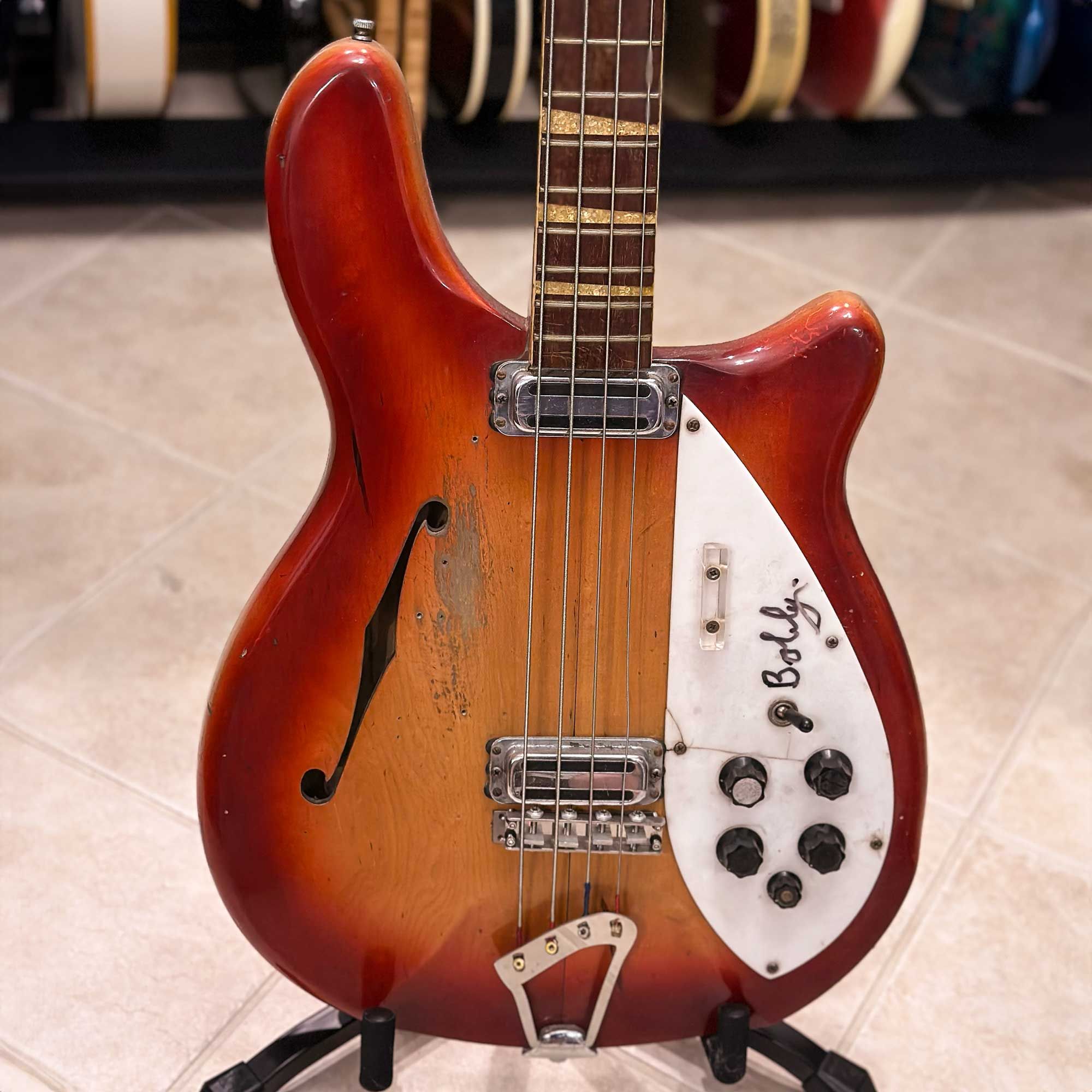 1967 Rickenbacker 3261 boy