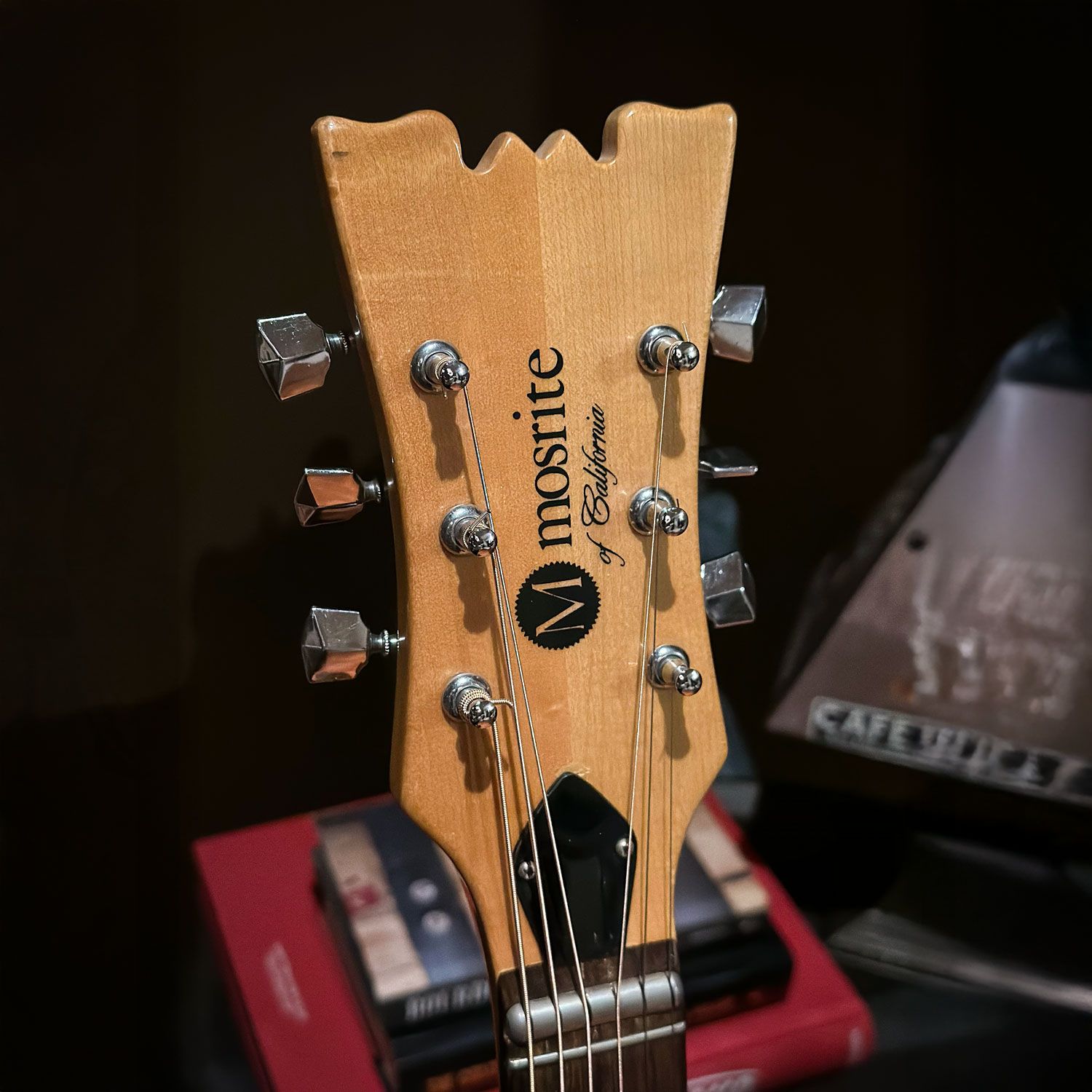 1968 Mosrite Serenade headstock