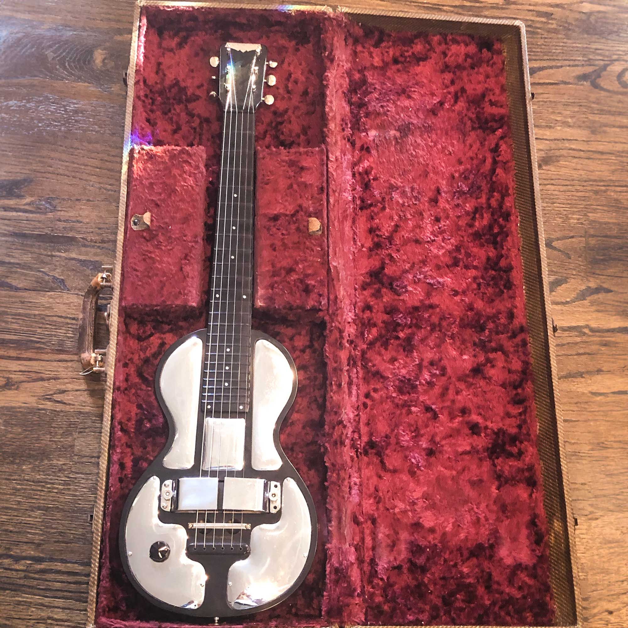 1935 Rickenbacher Electro Model B Electric Spanish in case