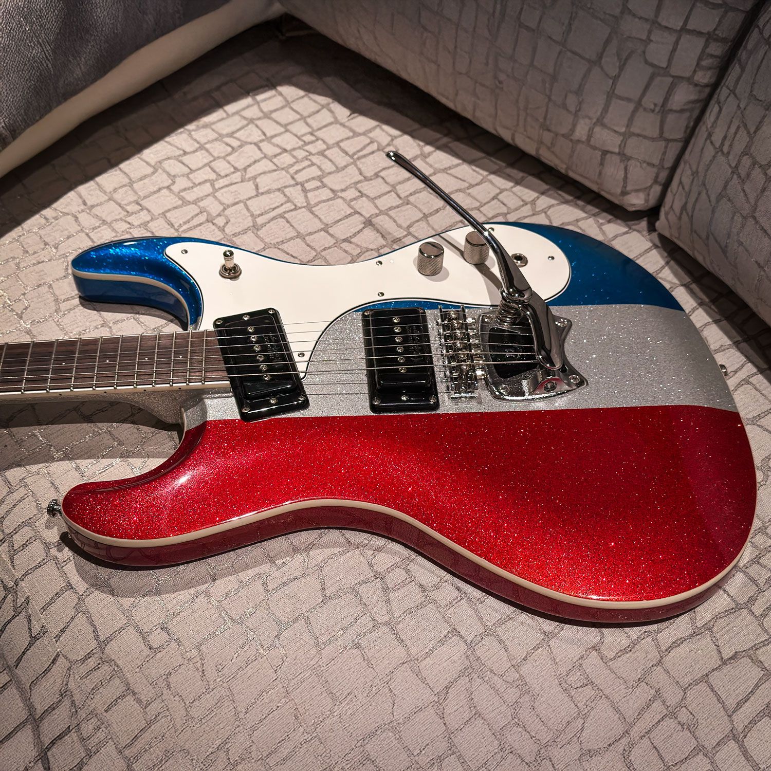 201x Hallmark 60 Custom side