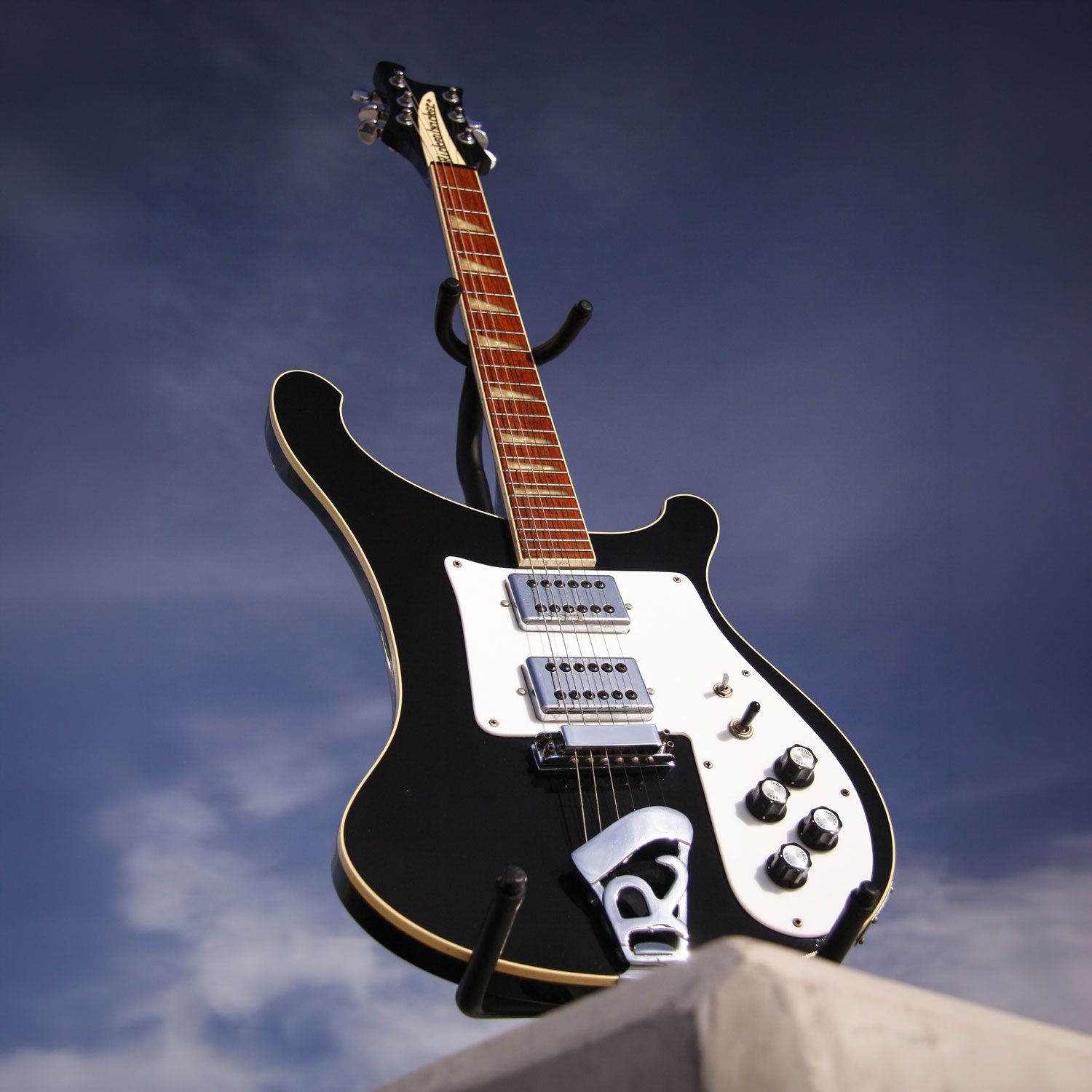 1975 Rickenbacker 481