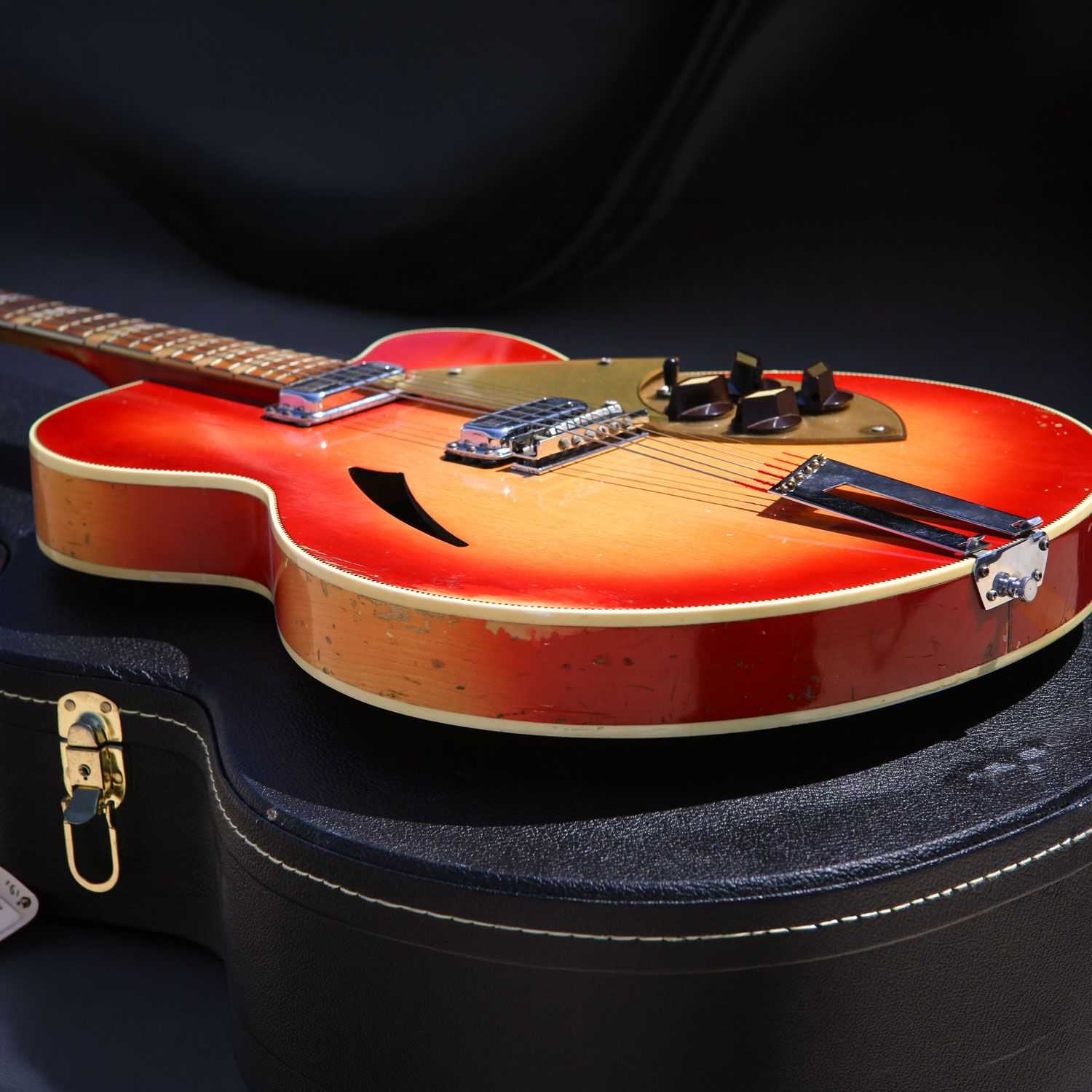 1961 Rickenbacker 360F side