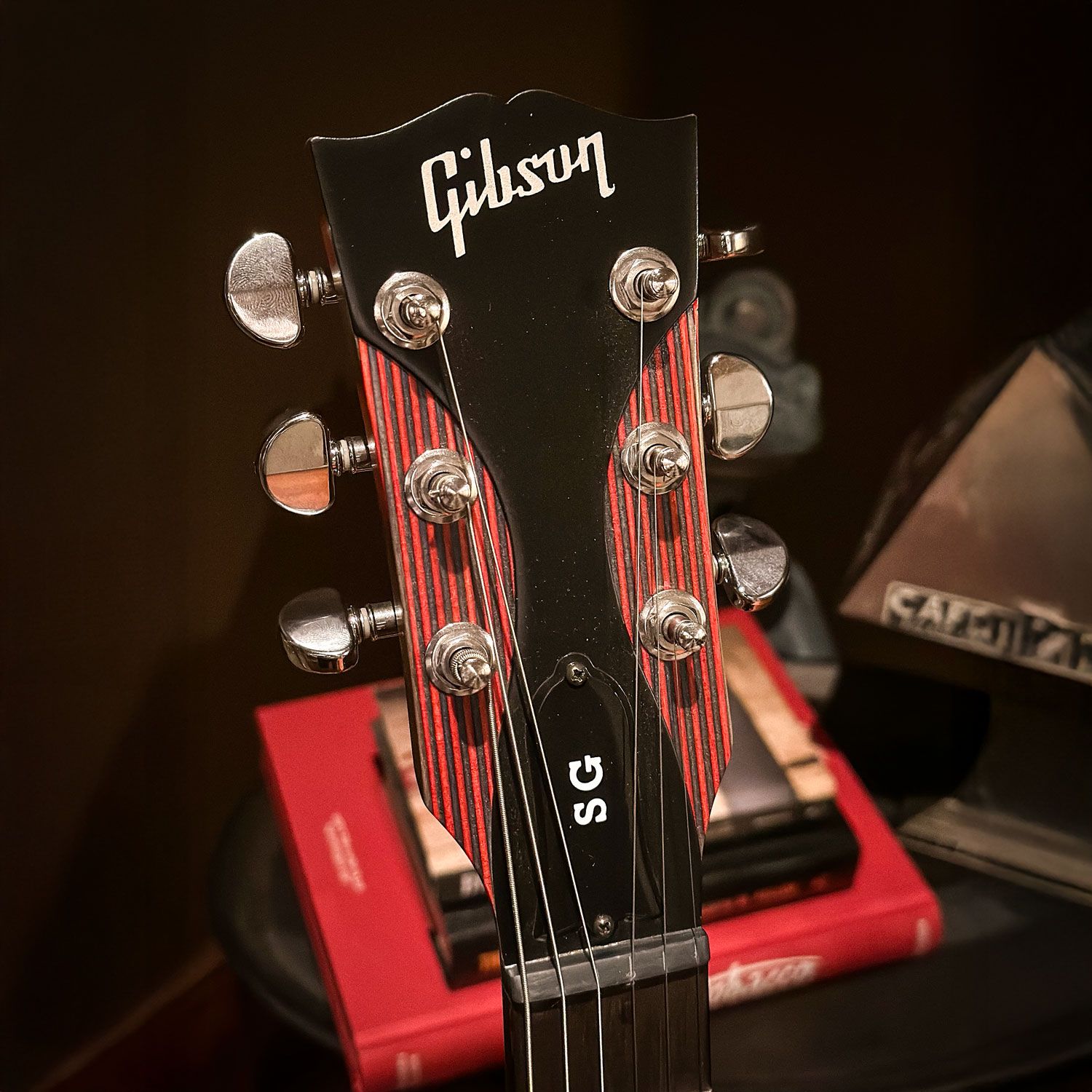 2009 Gibson Zoot Suit SG headstock