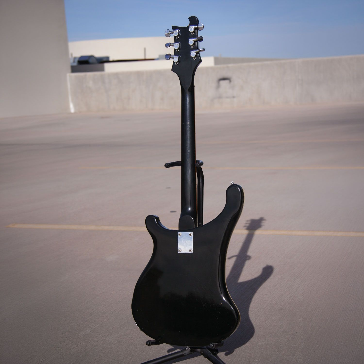 1975 Rickenbacker 481 back