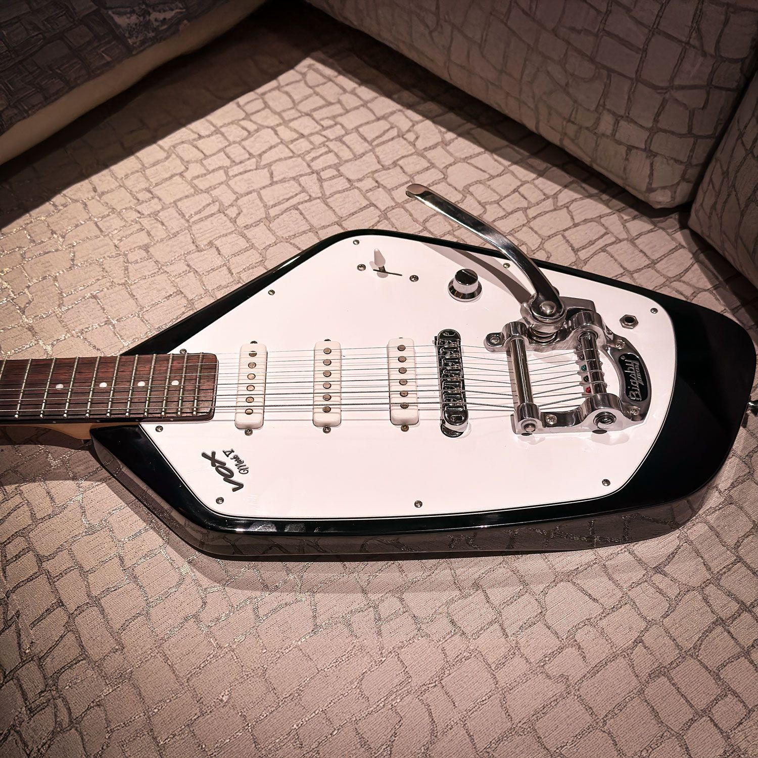 2013 Vox Indonesia V-MK5 side