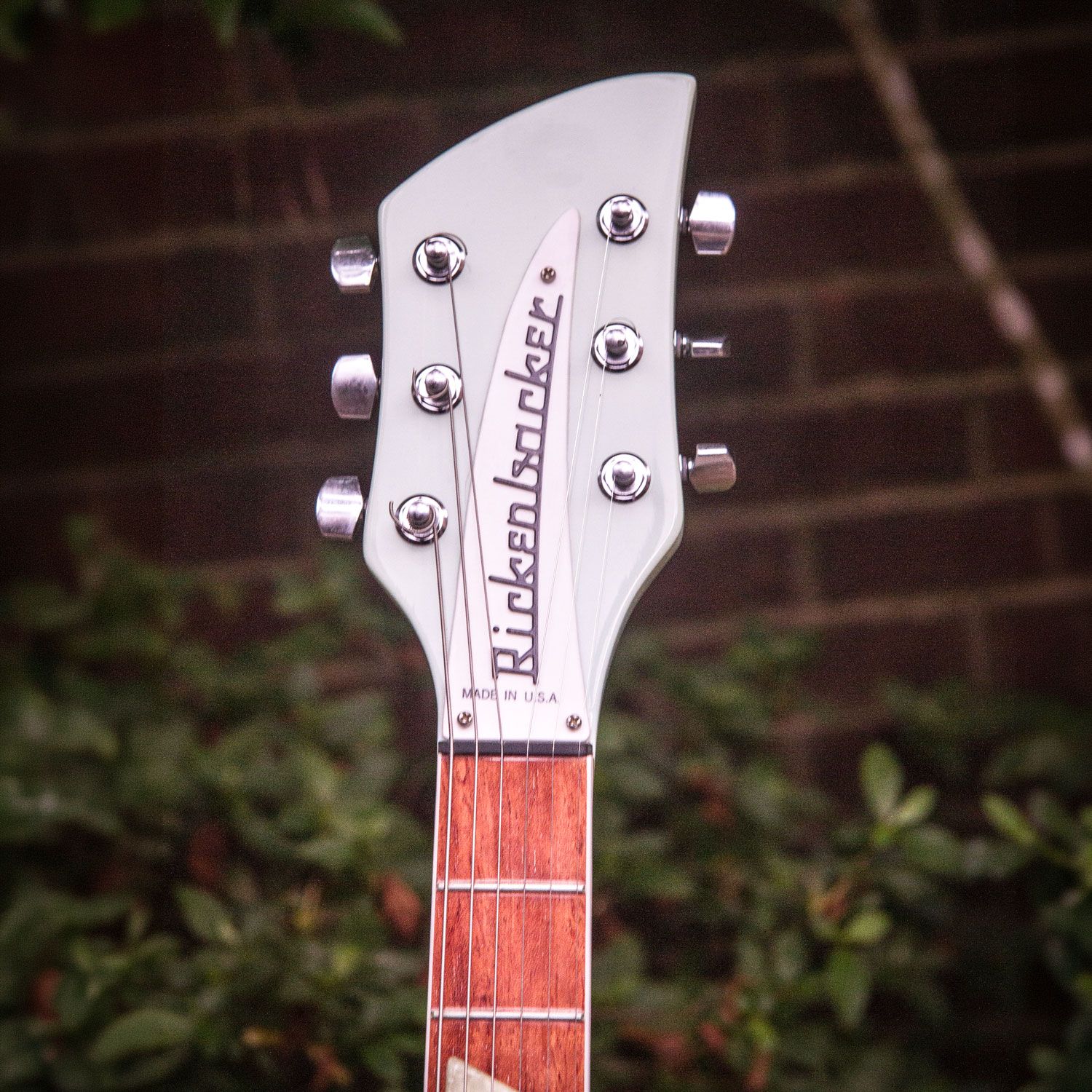 2002 Rickenbacker 360 headstock
