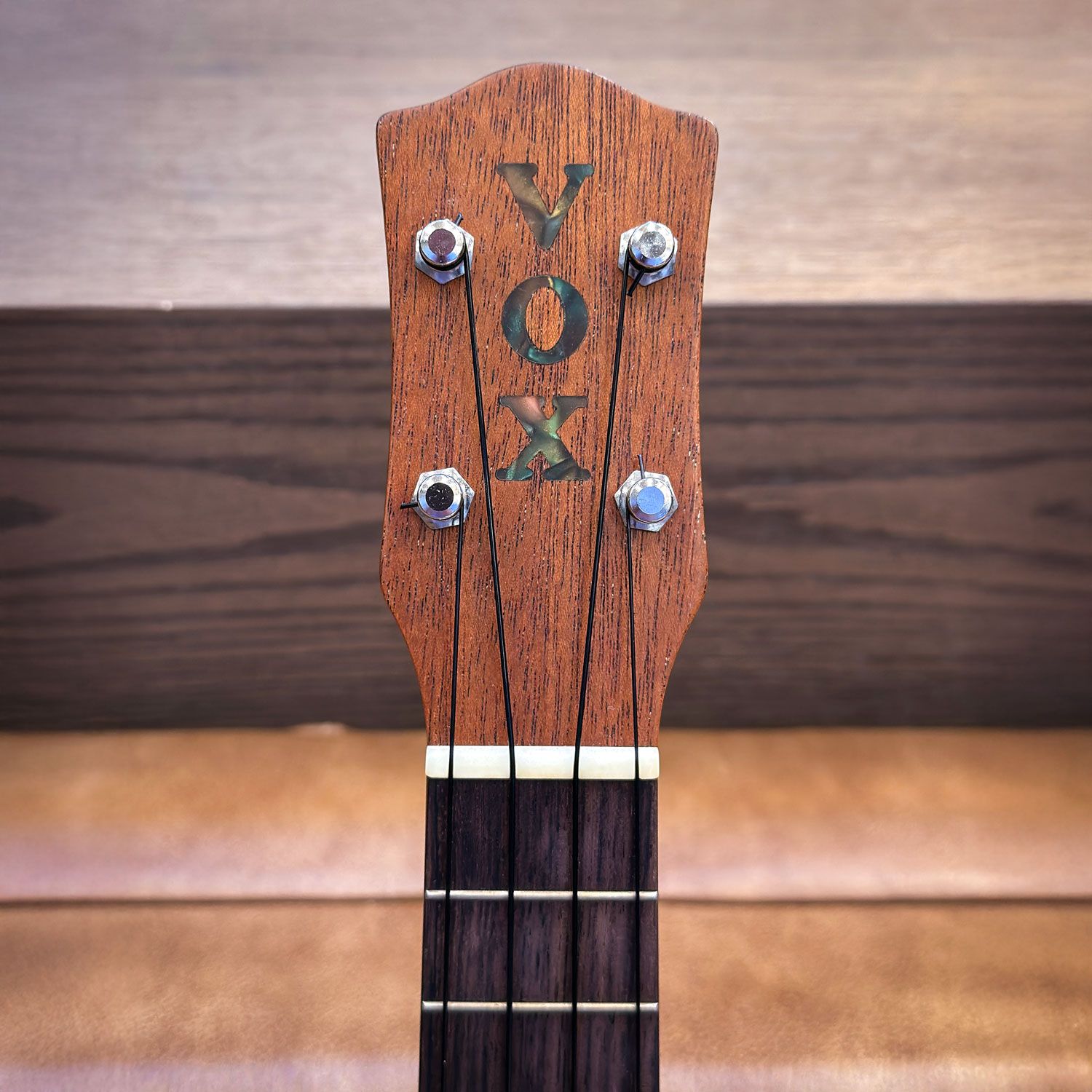 2010 Vox Japan VU33-HK Hello Kitty Ukulele  headstock