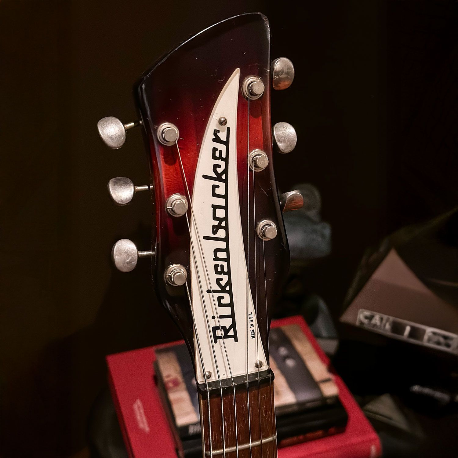1968 Rickenbacker 360F headstock
