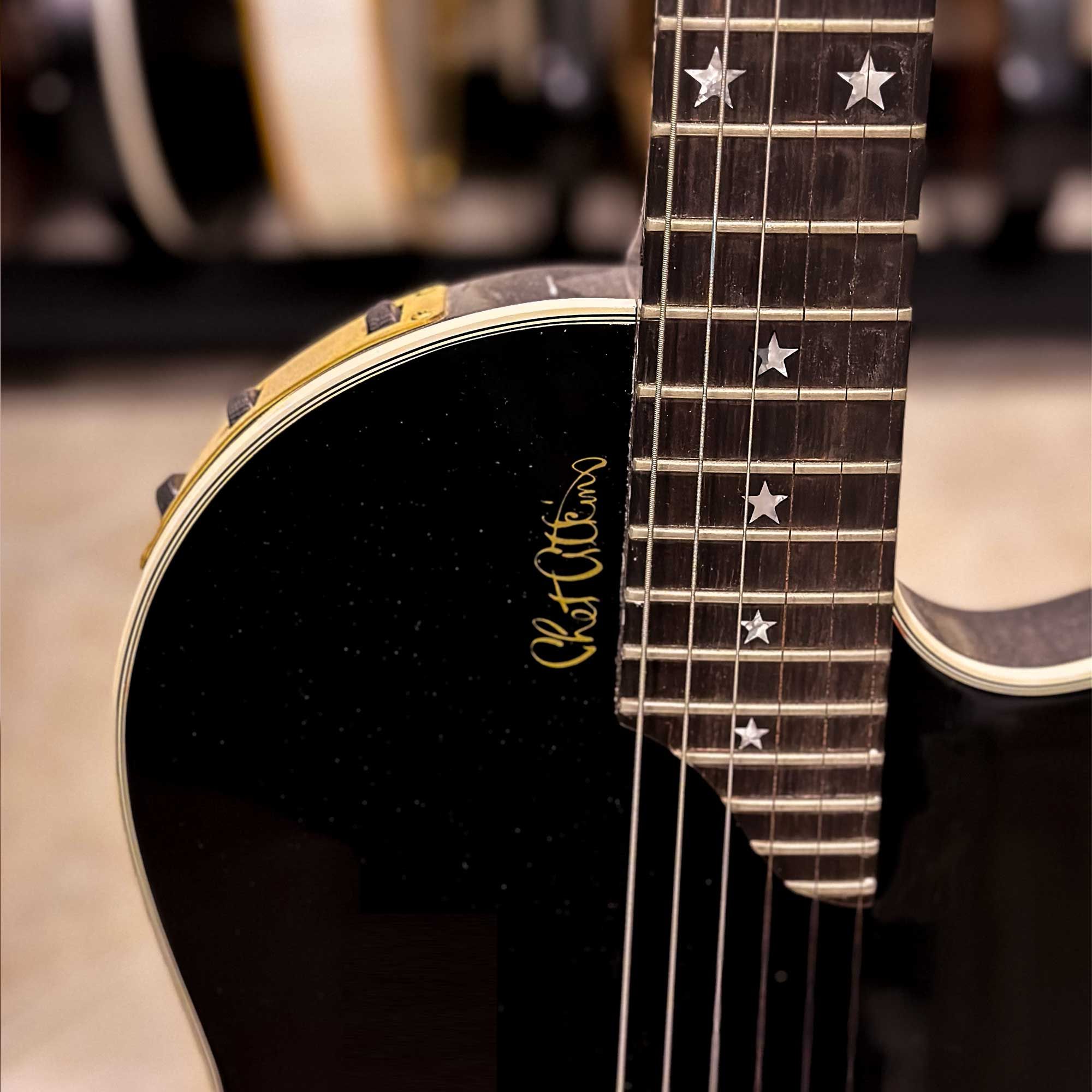 2001 Gibson Chet Akins SST logo/signature