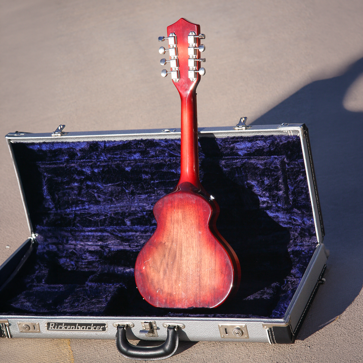 1997 Rickenbacker 5002V58 back