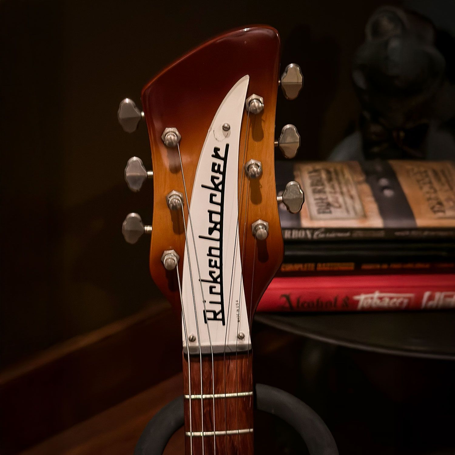 2009 Rickenbacker 310c64 headstock