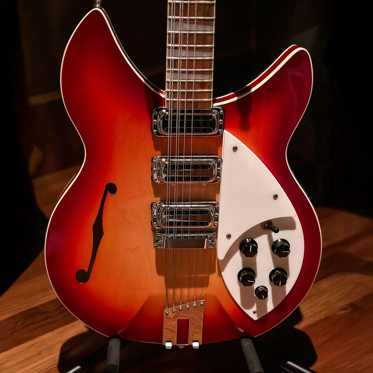 2015 Rickenbacker 1993Plus body
