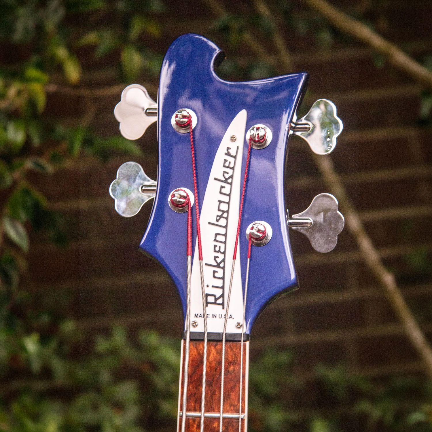 2010 Rickenbacker 4003 headstock
