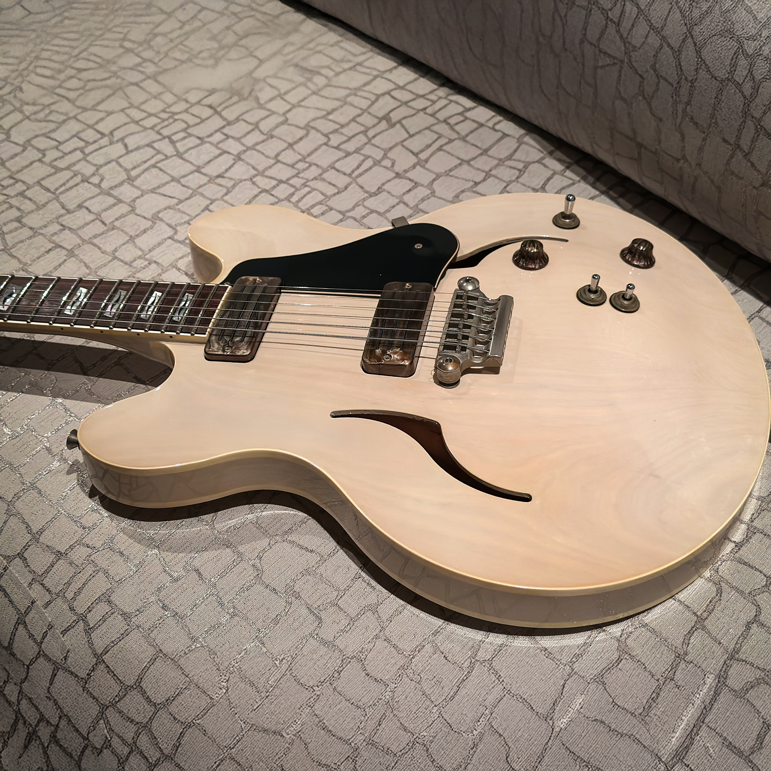 2008 Vox Japan Virage I Double Cut, Ash Blonde side